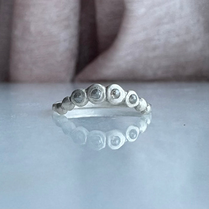 High Curved Diamond Band